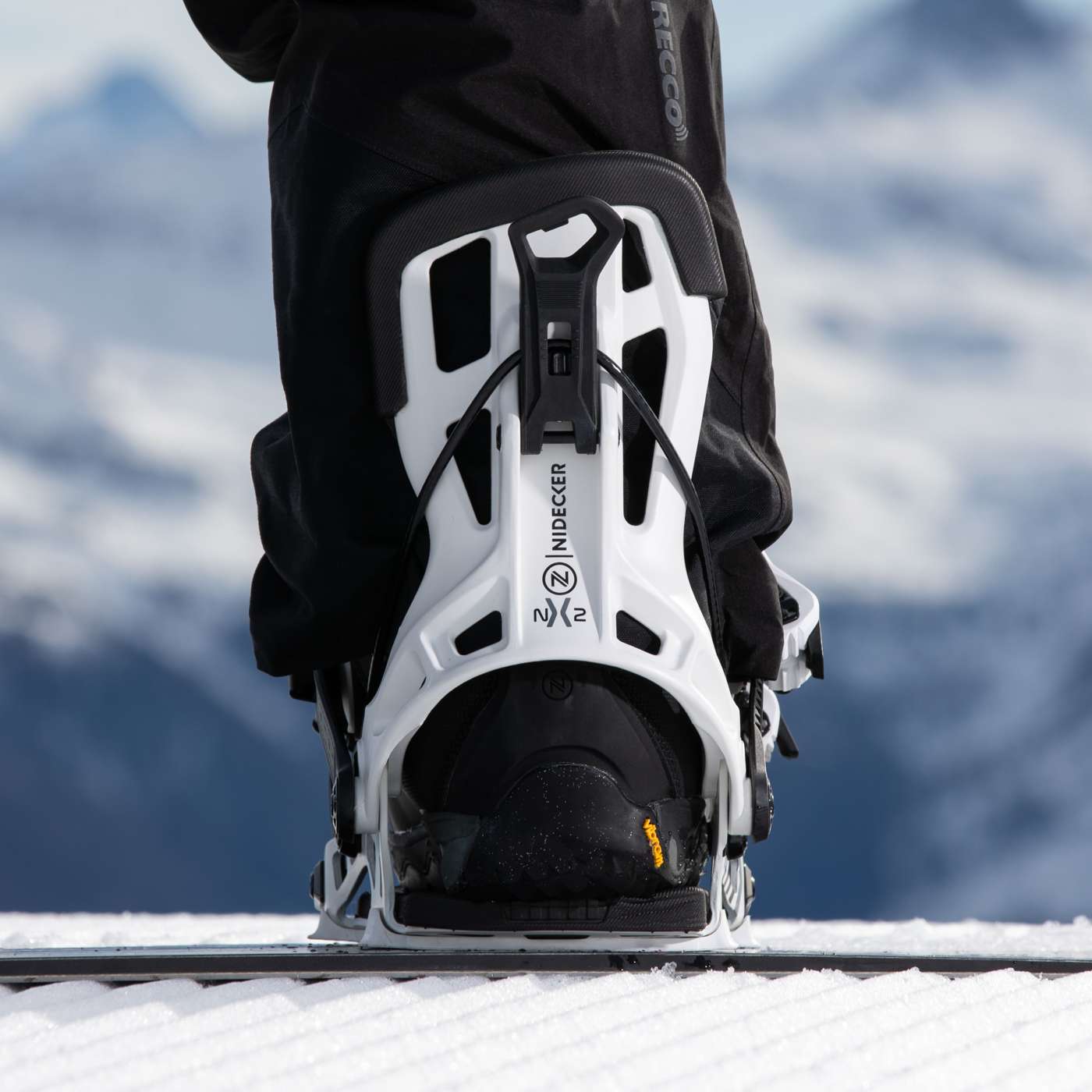 Flow NX2 2026 | Nidecker | CA Flow NX2 2026 Bindings Nidecker Premium Swiss Snowboard