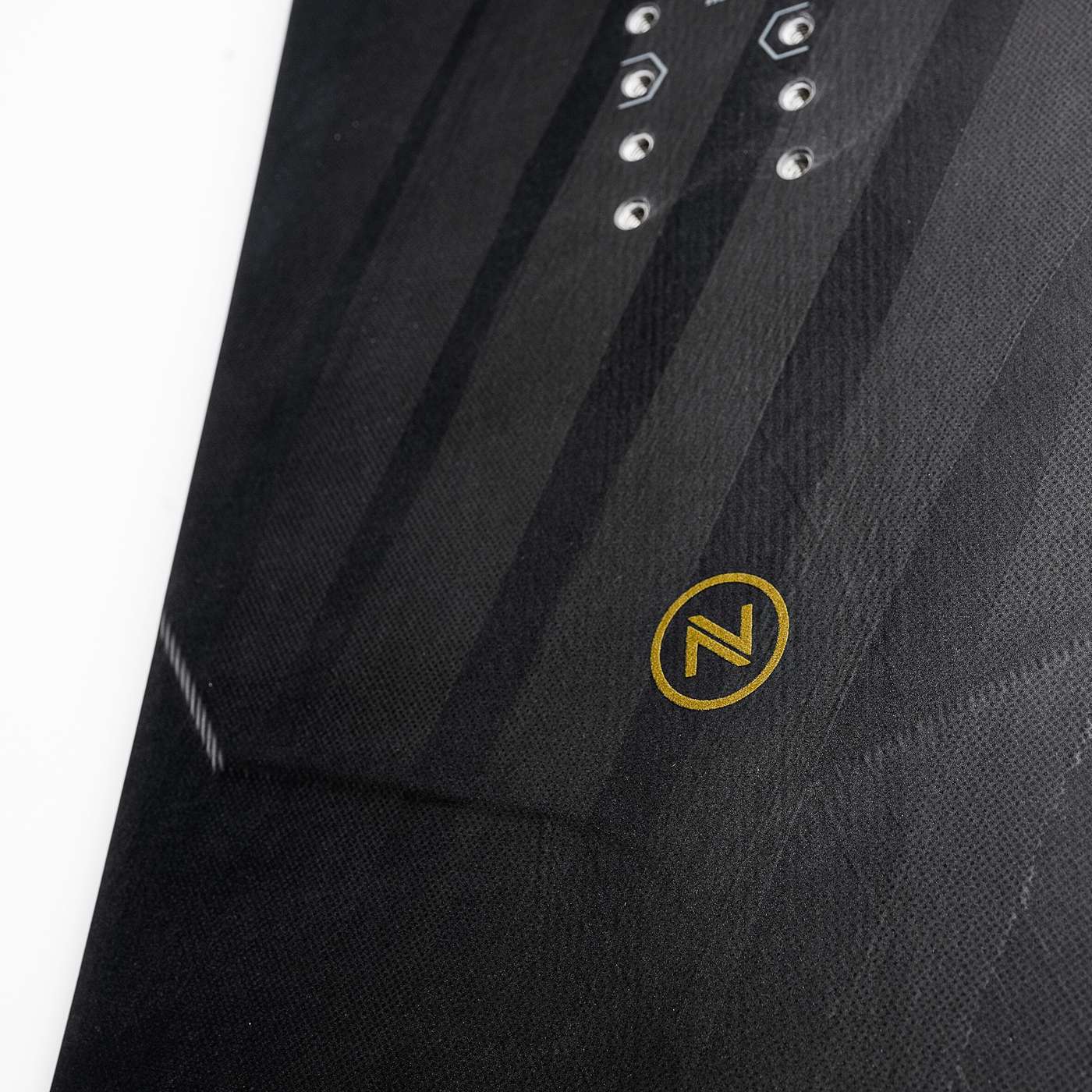 Ultralight 2022 | Nidecker | CA Ultralight 2022 Snowboards Nidecker Premium Swiss Snowboard