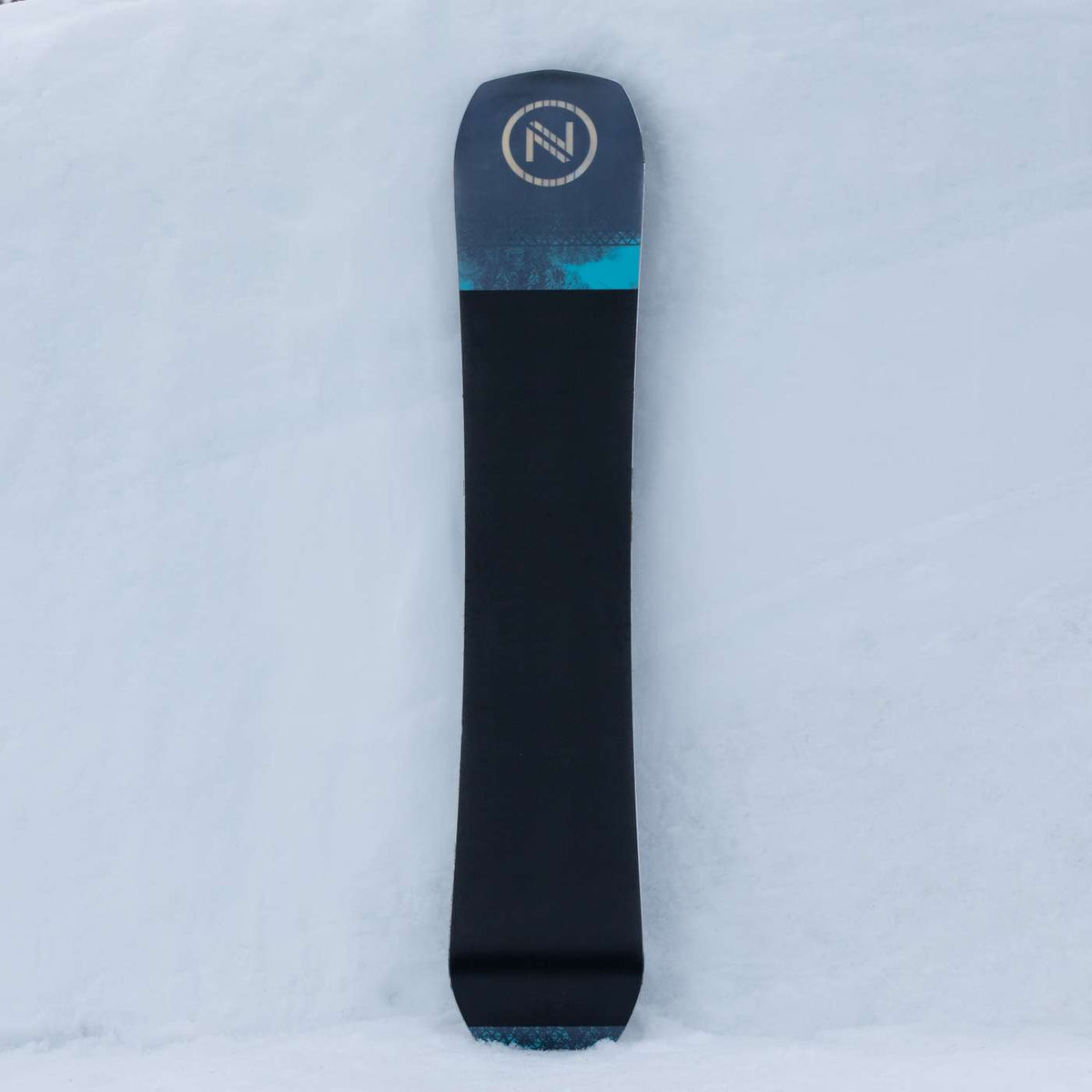 Escape Plus 2024 | Nidecker | CA Escape Plus 2024 Snowboards Nidecker Premium Swiss Snowboard