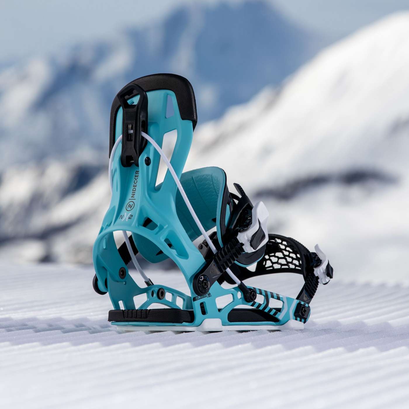 Flow NX2 Hybrid 2025 | Nidecker | CA Flow Nx2 Hybrid 2025 Bindings Nidecker Premium Swiss Snowboard